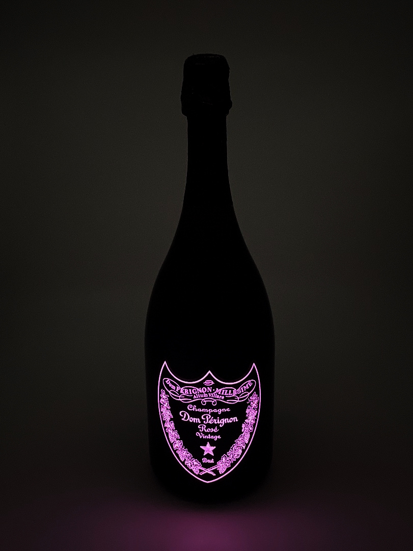 Dom Pérignon Rosé Luminous Vintage 2006 leuchtend